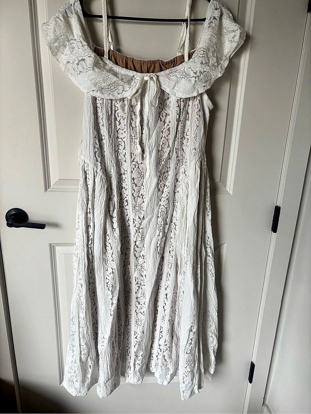 Lace Midi Dress in White Like New